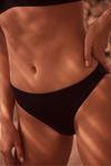 Трусики бикини со средней посадкой Mint Velvet, черный - фото 3