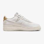 Кроссовки Nike Air Force 1 '07 LV8, серовато-белый/бежевый/черный - фото