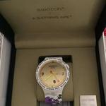 SWATCH Unisex Bape Gold Watch - фото 6