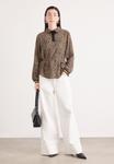 Блуза Marc Cain Blouse, Milk Coffee/Brown - фото 2