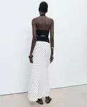 Женская длинная юбка в горошек MANGO, белый - фото 2