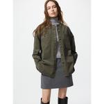 Вельветовая длинная куртка-рубашка Uniqlo женская, 57 оливковый - фото