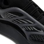 Кроссовки Adidas Yeezy 700 V3 'Alvah', черный - фото 10