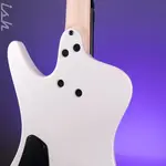 Бас-гитара Dingwall D-Roc Standard на 5 струн, цвет Ducati Pearl White - фото 9