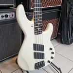 Sandberg Panther 2024 - кремовый глянцевый бас-гитара - фото