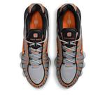 Кроссовки Nike Shox TL 'Light Smoke Grey Black Bright Mandarin' - фото 4