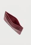 Кошелек MAX&Co. BACIO CARDHOLDER, Bordeaux - фото 3