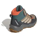 Походные ботинки adidas Terrex Ax4r Mid Rain.Rdy, коричневый - фото 7