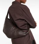 Сумка через плечо из кожи круассана Lemaire, коричневый - фото 2