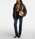 Сумка через плечо Cassandre Envelope из овчины Saint Laurent, Naturel + Brick - фото 5