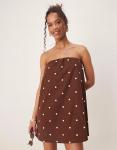 ASOS DESIGN мини-платье-бандо трапеция в шоколадный горошек - фото 3