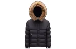 Детская пуховая куртка с капюшоном Moderate Moncler, черный - фото 2