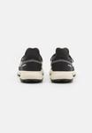 Обувь Adidas для походов, core black / chalk white / grey five - фото 3