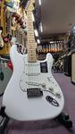 Fender Player Stratocaster - фото 3