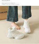 Зимние кроссовки для женщин с теплым меховым подкладом, высокие, модные, с толстой подошвой, на шнуровке, повседневные для ходьбы в холодную погоду, уютный стиль для студентов на улице Qacksv, White - фото 4