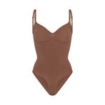 Короткое боди SKIMS Seamless Sculpt, цвет Jasper - фото