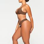 Бюстгальтер супер пуш-ап SKIMS Wireless Form, цвет Jasper - фото 3