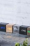 Настольные часы Cube Click Clock Gingko Design, черный - фото 4