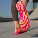 Кроссовки vibram Training Shoes Women's Low-top Red, розовый - фото 5