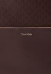 Сумка Calvin Klein COATED EMBLEM, Fudge Aop/Brown - фото 6