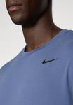 Футболка Nike Performance TEE CREW SOLID, Diffused Blue/Black/Blue - фото 6