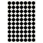 Ковер, короткий ворс, белый/черный в горошек, 133x195 см Vändplats IKEA - фото