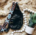 Сумка-слинг Camille через плечо в черном цвете Prickly Pear TX - фото 2