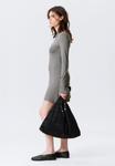 Платье Weekday BOATNECK LONG SLEEVE DRESS, Grey - фото 2