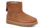 Угги (WMNS) UGG Classic Mini Logo Zip 'Chestnut' - фото 4