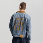 Lee Джинсовые куртки мужские Medium Blue Lapel Moderate Patch - фото 6