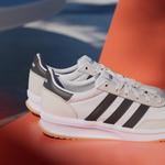 Кроссовки Adidas RUN 70s 2.0 Shoes, цвет Cloud White/Core Black/Grey One - фото 8