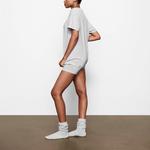 Футболка SKIMS Boyfriend, цвет Light Heather Grey - фото 3