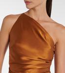 Асимметричное присборенное шелковое платье The Sei, Toffee - фото 4