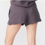 "new" струящиеся шорты в винтажном черном цвете Monrow - фото 3