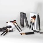 Кисть меньшего размера для пудры, бронзатора и контуринга mb-20, 1 шт. Many Brushes Essentials - фото 3