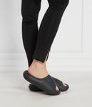 Шлепанцы женские Dsquared2 с логотипом бренда, черный - фото 2