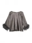 Топ из эластичного шелка с отделкой из перьев Max & Moi, серый - фото