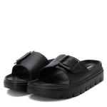 Женские плоские сандалии в черном цвете Xti - фото 5