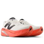 Кроссовки New Balance FuelCell SuperComp Trainer v3 'Urgent Red' - фото 3