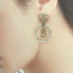 CHANEL Золотые/белые серьги для женщин - фото 5