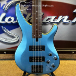 Басс гитара Yamaha TRBX304 Bass Guitar - 4-String Bass Guitar - Factory Blue Gloss Finish - фото 2