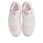 Кроссовки Air Jordan Low SE 'Sail Pink', бежевый - фото 4