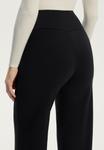 Брюки OYSHO WARM FLARE MATERNITY, Black - фото 4