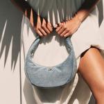 Calvin Klein Джинсовая сумка через плечо среднего размера - фото 4