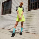 Женские кроссовки для бега NIKE Tanjun, Black Black Barely Volt - фото 7