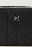 Сумка кросс-боди Calvin Klein QUILTED CAMERA BAG, Black - фото 4