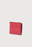 Кошелек Furla CAMELIA ZIPPED CARD CASE, Ruby/Dark Red - фото 2