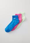 Спортивные носки EVERYDAY PLUS CUSH ANKLE UNISEX 3 PACK Nike Performance, мультиколор - фото