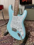 Fender Стратокастер Cory Wong Ограниченная Серия 2024 - Daphne Blue - фото 9