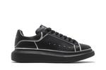 Кроссовки Alexander McQueen Oversized Sneaker 'Black Silver Holo', черный - фото